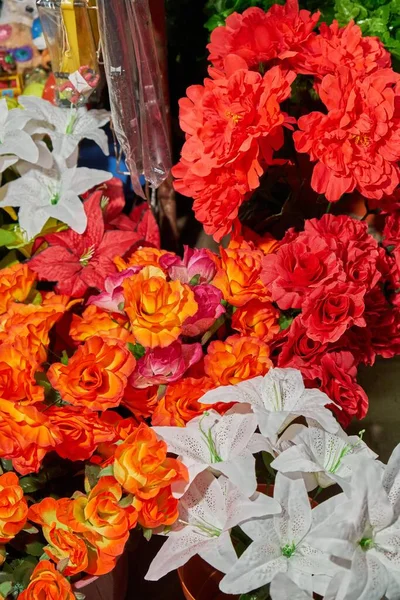 Fleurs Artificielles Pour Commémorer Jour Des Morts — Photo