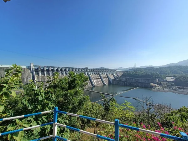 Narmada Nehri Üzerinde Bir Sardar Sarovar Barajı Çok Büyüktür — Stok fotoğraf