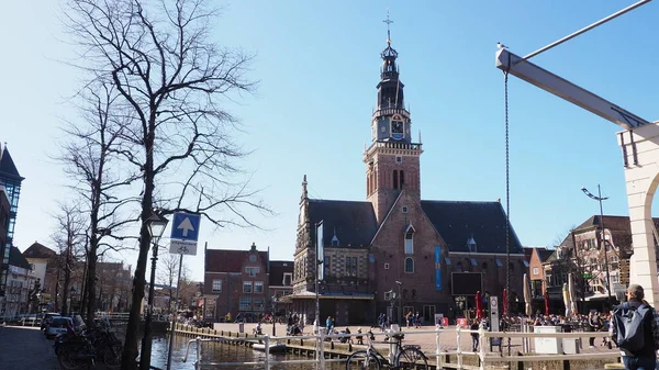 Een Luchtfoto Van Kaasmarkt Achtergrond Van Het Kerkgebouw Alkmaar — Stockfoto