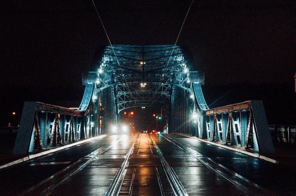 Photo Marszalka Jozefa Pilsudskiego Bridge Night — Stock Photo, Image