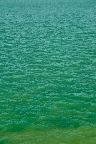 Une Vue Accrocheuse Sur Les Eaux Tranquilles Turquoise Océan Par — Photo