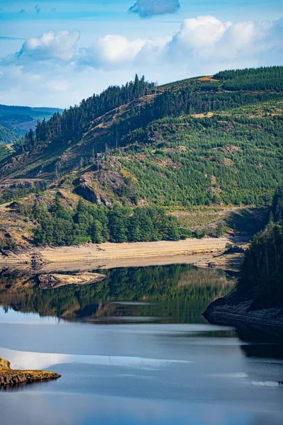 Nedostatku Srážek Klesly Hladiny Přehradě Llyn Brianne Nízká Hladina Vody — Stock fotografie