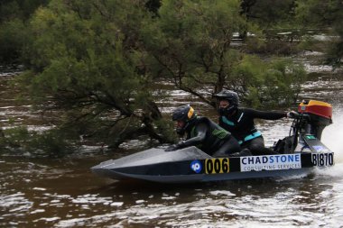 Kuğu Vadisi 'nden geçen sürat tekneleri, Avon İniş 2022 Tekne Yarışı