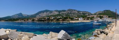 İtalya 'daki Sardegna' nın panoramik bir çekimi.