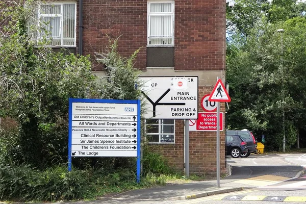 Instruções Assinar Royal Victoria Infirmary Hospital Rvi Newcastle Tyne Reino — Fotografia de Stock