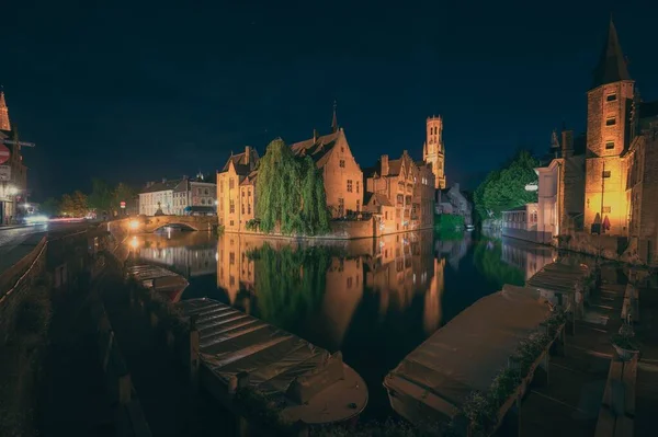 Gece Vakti Bruges Belçika Daki Rosary Quay Quai Rozenhoedkaai Tespihi — Stok fotoğraf