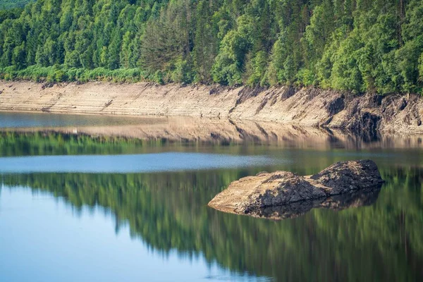 Nedostatku Srážek Klesly Hladiny Přehradě Llyn Brianne Nízká Hladina Vody — Stock fotografie