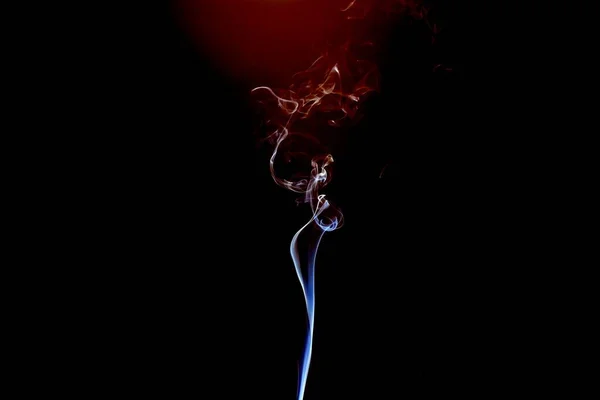 一个戏剧性的烟雾镜头 — 图库照片