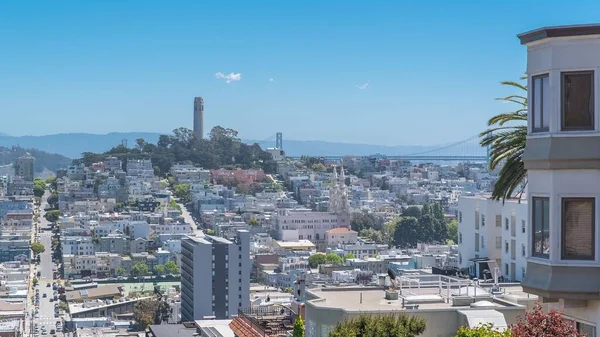 San Francisco Typowe Kolorowe Domy Telegraph Hill Opadający Street — Zdjęcie stockowe