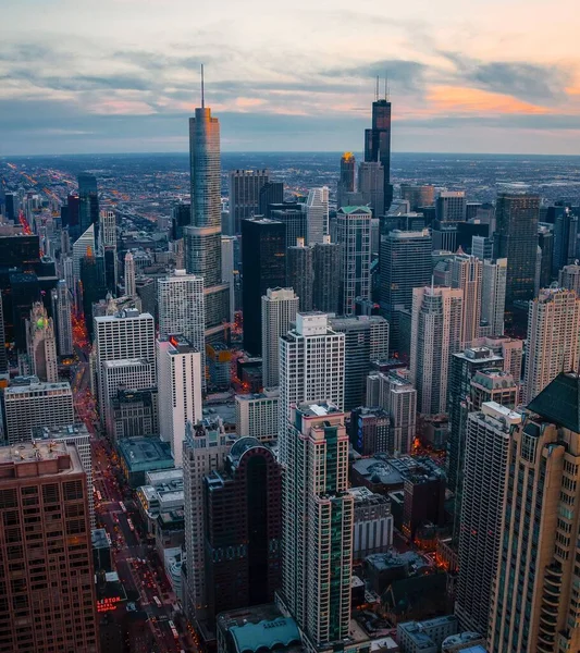 Letecký Záběr Chicagských Mrakodrapů Během Západu Slunce — Stock fotografie