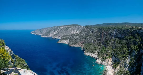 Scenic White Cliffs Azure Sea Zakynthos Greece — Stock Photo, Image