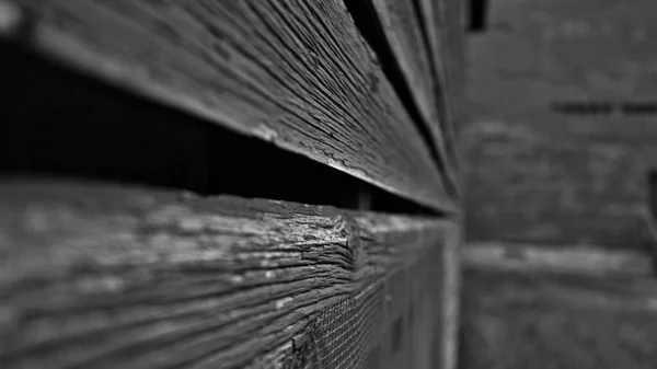 Eine Graustufen Nahaufnahme Des Rustikalen Holzes — Stockfoto