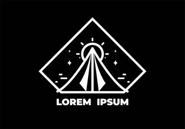 Siyah ve beyaz, üçgen çadır ve büyük güneş tasarımı sanatı.