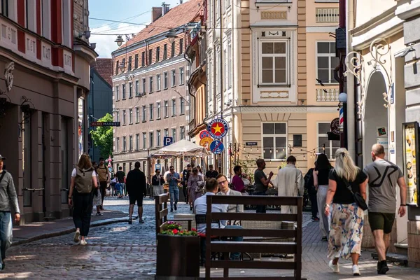 Egy Forgalmas Utcára Néző Riga Lettország — Stock Fotó