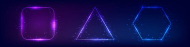 Koyu arkaplanda parlak efekt olan üç neon çerçeve seti. Boş parlayan tekno fon. Vektör illüstrasyonu