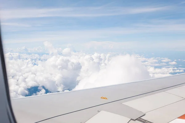 Blue Sky Many Clouds Seen Airplane Window Wing Foreground — 스톡 사진