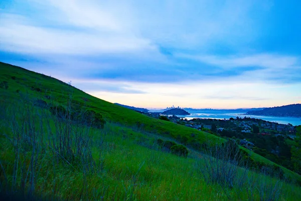 San Francisco Bay Green Hills Early Morning Distant View San — стокове фото