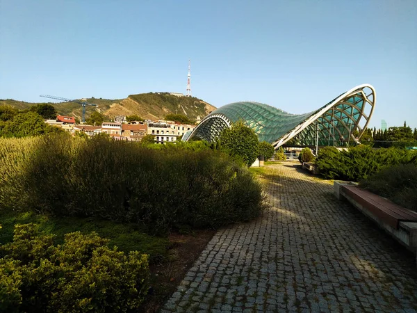The Peace Bridge is used for various landmarks, many photo lovers enjoy taking photos here