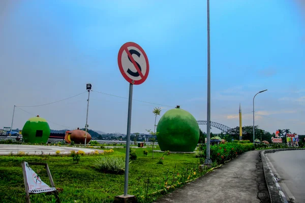 Samarinda Indonésie Juin 2022 Magnifique Parc Bebaya Samarinda Possède Monument — Photo