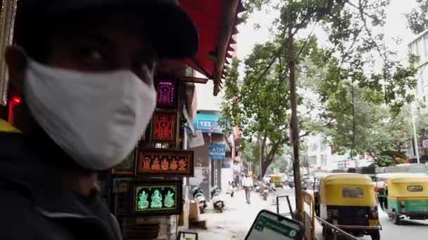 Bangalore Indie Srpen 2020 Pohled Muže Kráčejícího Nákupní Ulici Bangalore — Stock video