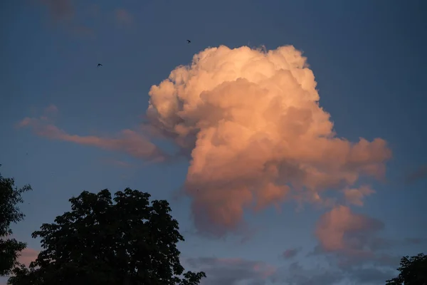 Volumetric Clouds Background Sunset — Stock Photo, Image