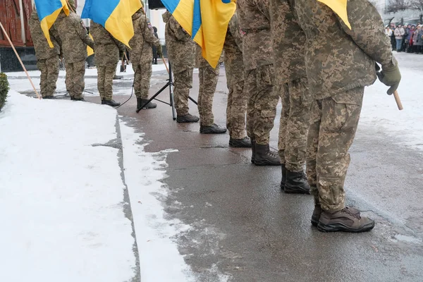 Março Para Apoiar Ucrânia Bandeiras Ucranianas Manter Militares — Fotografia de Stock