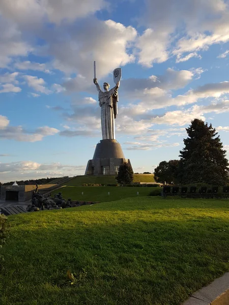 Monument Motherland Huvudstaden Ukraina Staden Kiev — Stockfoto
