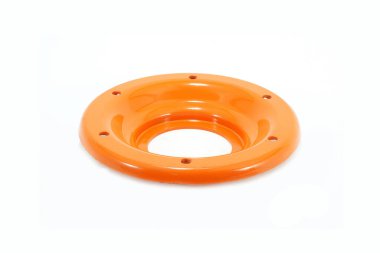 Saman balyası yedek parça indirgenme dişli plakası, perspektif alt görünüm beyaz arkaplan izole