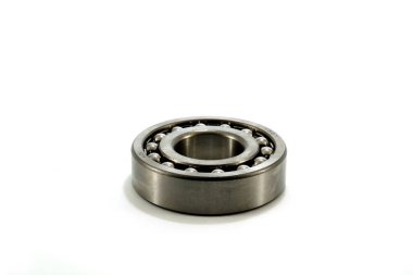 Saman balyası yedek parça konumu, perspektif görünümü beyaz arkaplanda izole