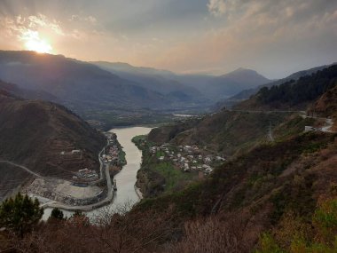 Keşmir Vadisinin Görünmeyen Doğal Güzelliği