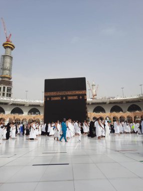 Mescid-i Haram, Mekke, Mescid-i Haram ve Mekke 'nin güzel manzarası, Mekke' nin Mekke bölgesinde, Mekke 'nin Kabe şehrini çevreleyen bir camidir..