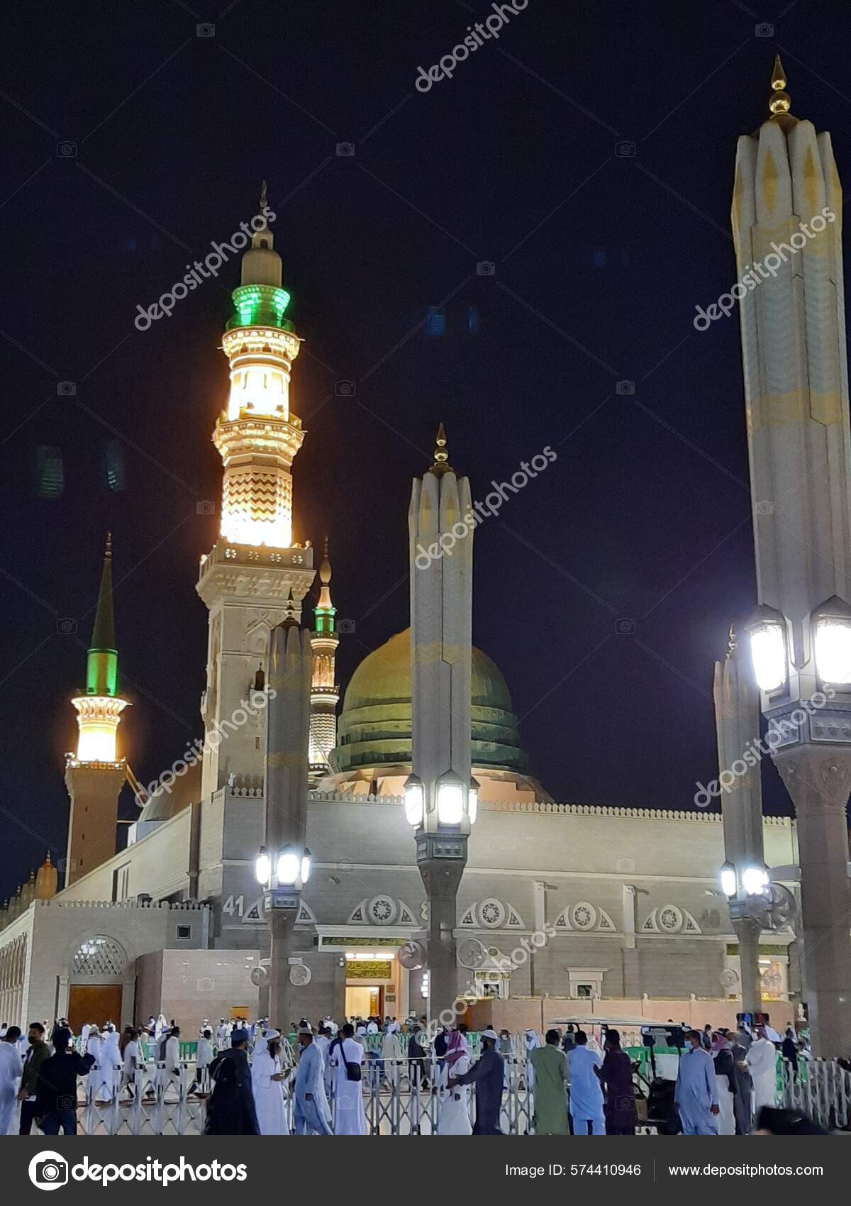 Masjid al nawai Stock Photos, Royalty Free Masjid al nawai Images |  Depositphotos
