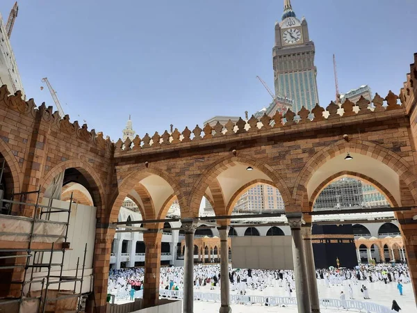 Los Visitantes Todo Mundo Realizan Tawaf Masjid Haram Meca Antes —  Fotos de Stock