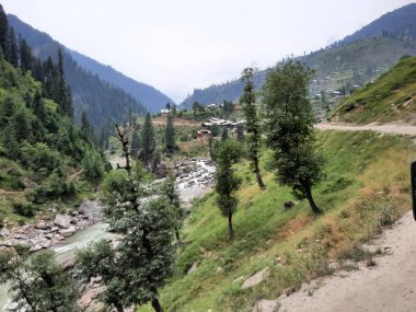 Kashmir is famous all over the world due to its natural beauty, green trees, high mountains, beautiful valleys, flowing springs, it is also called the Switzerland of the East.
