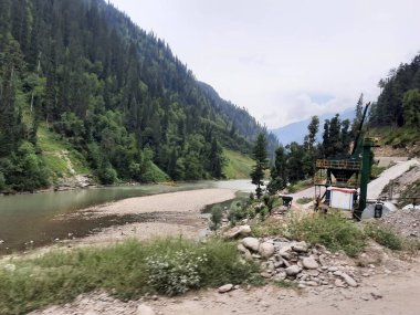 Kashmir is famous all over the world due to its natural beauty, green trees, high mountains, beautiful valleys, flowing springs, it is also called the Switzerland of the East.
