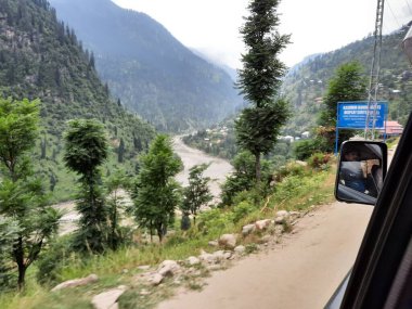 Kashmir is famous all over the world due to its natural beauty, green trees, high mountains, beautiful valleys, flowing springs, it is also called the Switzerland of the East.