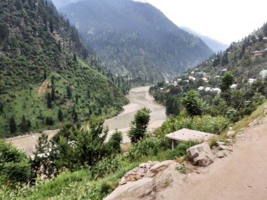 Kashmir is famous all over the world due to its natural beauty, green trees, high mountains, beautiful valleys, flowing springs, it is also called the Switzerland of the East.