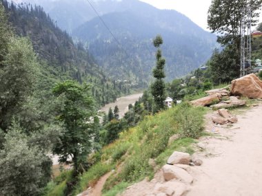 Kashmir is famous all over the world due to its natural beauty, green trees, high mountains, beautiful valleys, flowing springs, it is also called the Switzerland of the East.