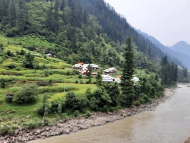 Kashmir is famous all over the world due to its natural beauty, green trees, high mountains, beautiful valleys, flowing springs, it is also called the Switzerland of the East.