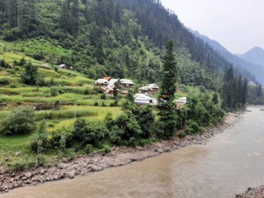Kashmir is famous all over the world due to its natural beauty, green trees, high mountains, beautiful valleys, flowing springs, it is also called the Switzerland of the East.