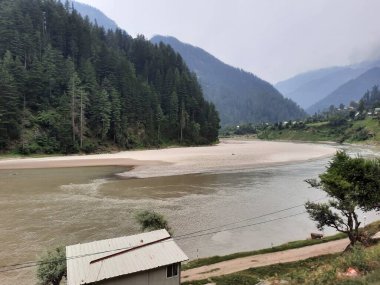 Kashmir is famous all over the world due to its natural beauty, green trees, high mountains, beautiful valleys, flowing springs, it is also called the Switzerland of the East.