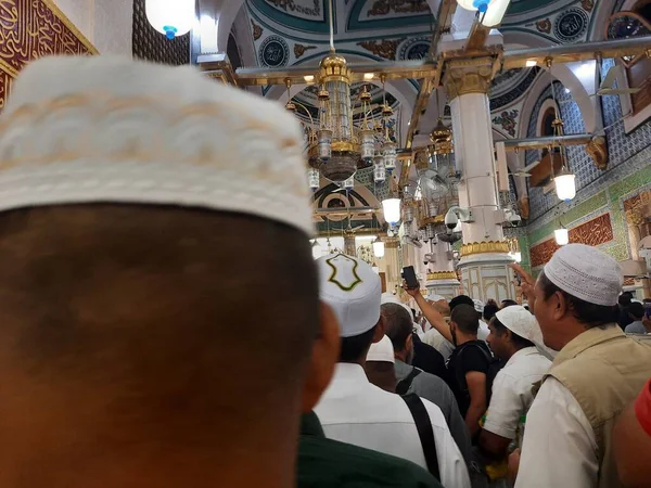 Muslimische Pilger Besuchen Roza Rasool Masjid Nabawi Madinah — Stockfoto