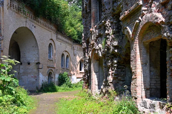 Old Abandoned Military Fortification Tarakanovsky Fort — Foto de Stock