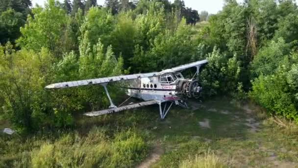 Top View Old Training Aircraft Abandoned Airfield City Volchansk — Vídeos de Stock