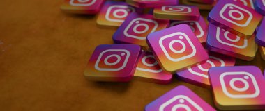 Instagram logo banner scattered tiles with copyspace 3D Illustration