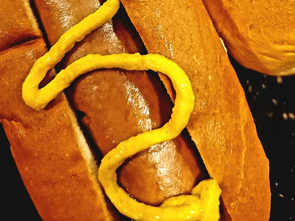 Moutarde Aux Hot Dogs Dorés — Photo