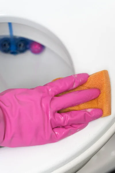 Limpieza Del Baño Con Detergentes —  Fotos de Stock