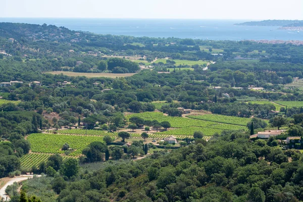Vista Sobre Verde Valle Mar Desde Antiguo Pueblo Francés Grimaud — Foto de Stock