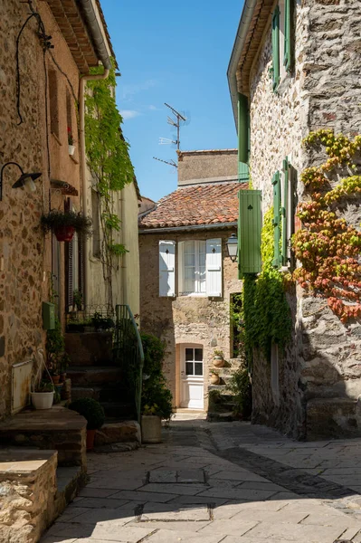 Wandern Sonnigem Tag Auf Dem Alten Französischen Dorf Grimaud Touristenziel — Stockfoto