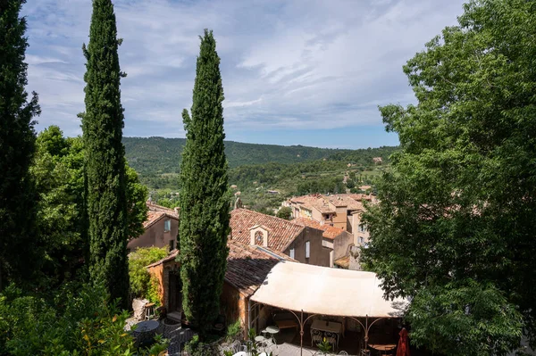 Uitzicht Bergklif Oude Huizen Groene Vallei Het Afgelegen Middeleeuwse Dorpje — Stockfoto